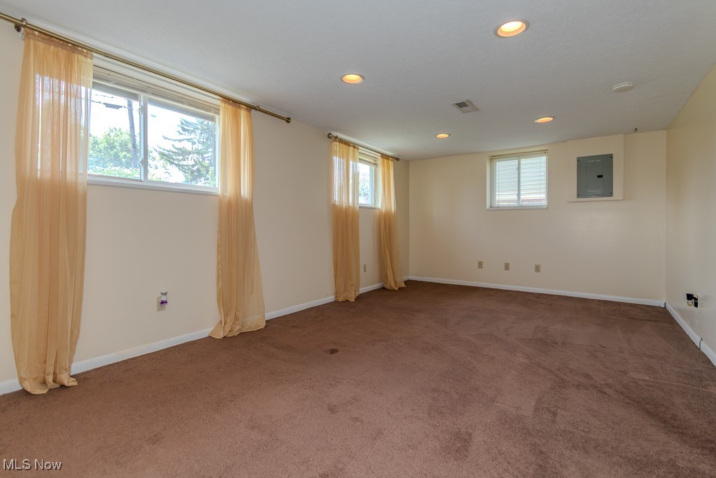 Union Realty Co Randall Park - Residential