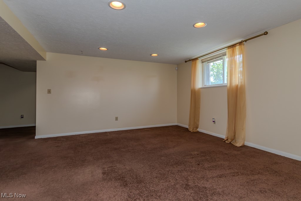 Union Realty Co Randall Park - Residential