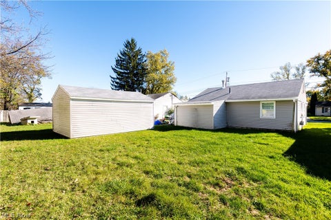 Tiny photo for 1744 Victoria Street SW, Warren, OH 44485 (MLS # 5255366)