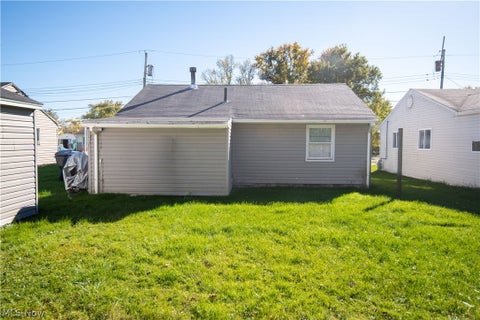 Tiny photo for 1744 Victoria Street SW, Warren, OH 44485 (MLS # 5255366)