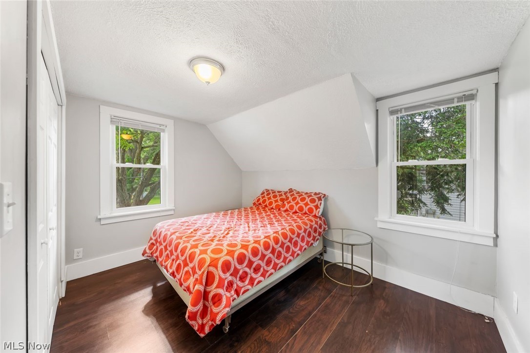 Medina - Residential