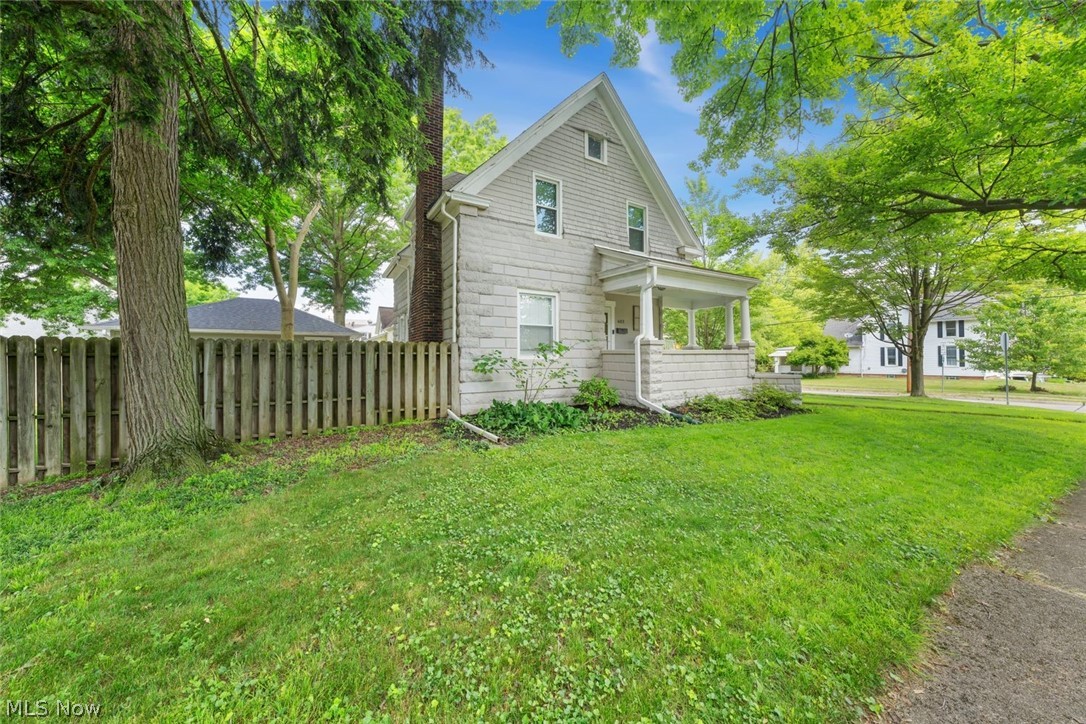 Medina - Residential