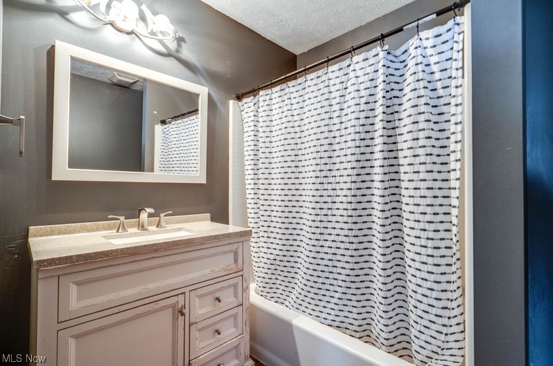 Oaks Sub #4 - Residential