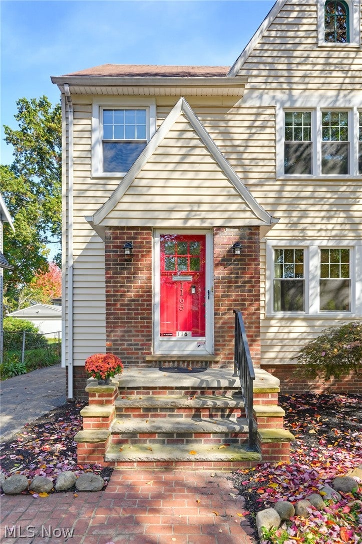 1165 Pomona Road