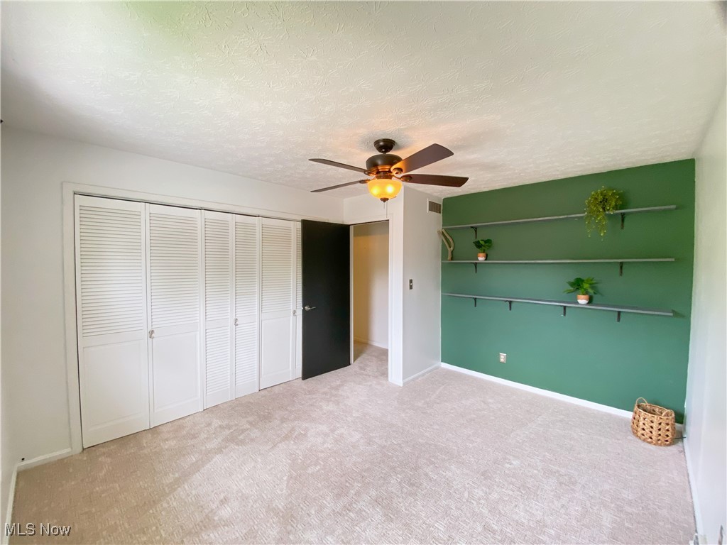 Munroe Manor - Residential