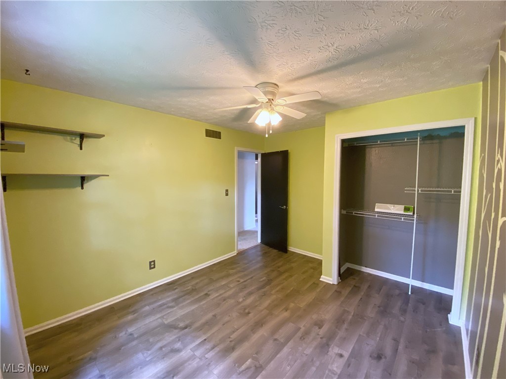 Munroe Manor - Residential