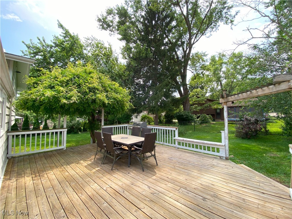 Munroe Manor - Residential