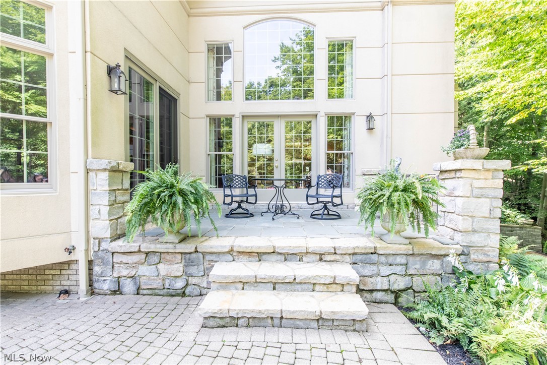 Hanover Woods - Residential