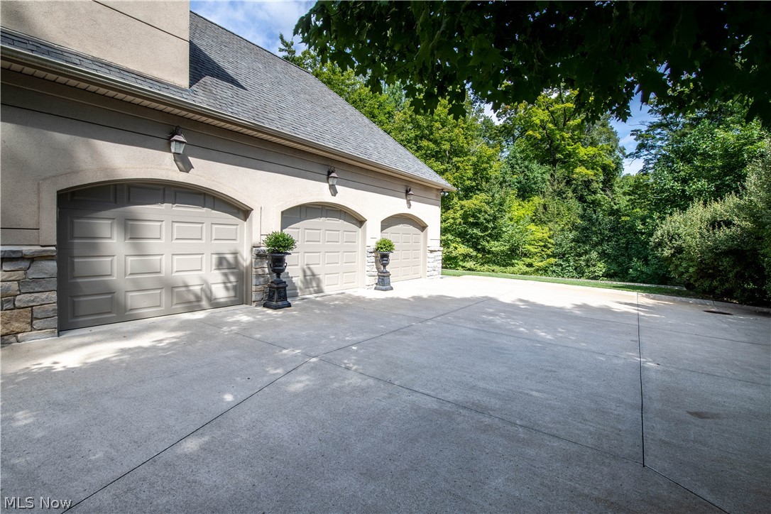 Hanover Woods - Residential