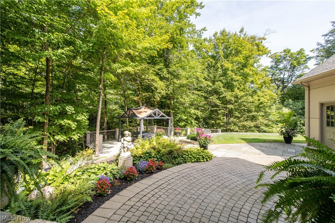 Hanover Woods - Residential