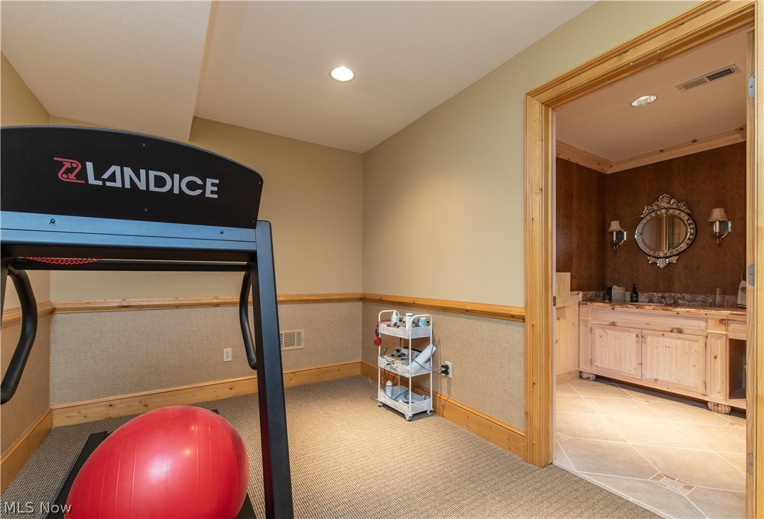 Hanover Woods - Residential