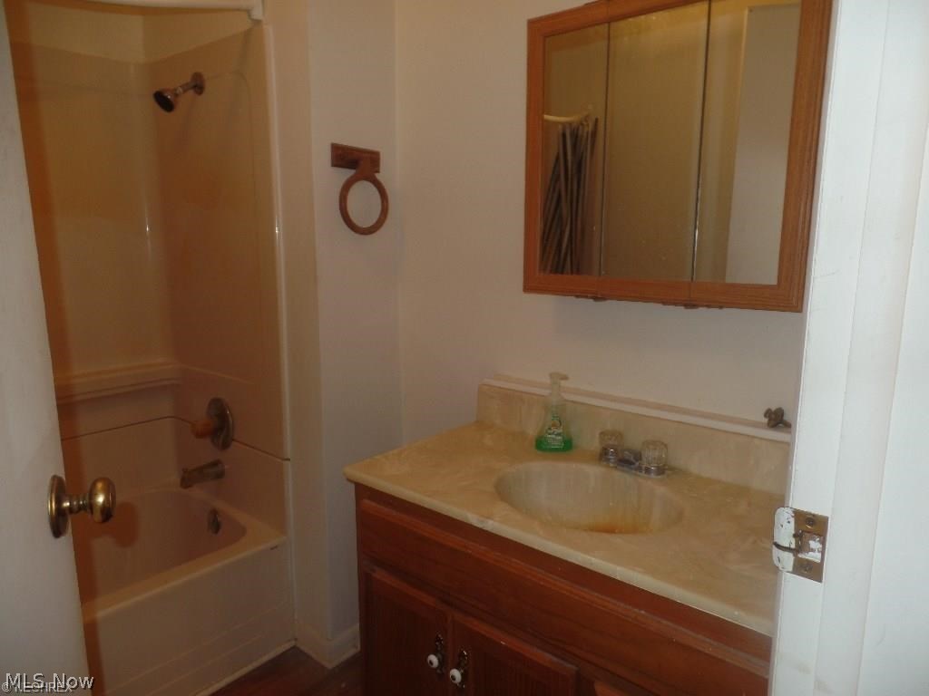 Sections 21&28/Original/Towns - Residential