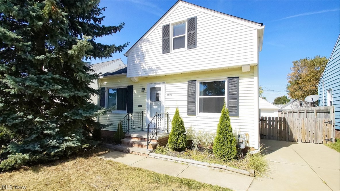 4 bedroom Bungalow with a partially finished basement. All appliances includes, security alarm, hardwood floors, dining room with built ins, beautiful deck, fenced in backyard.