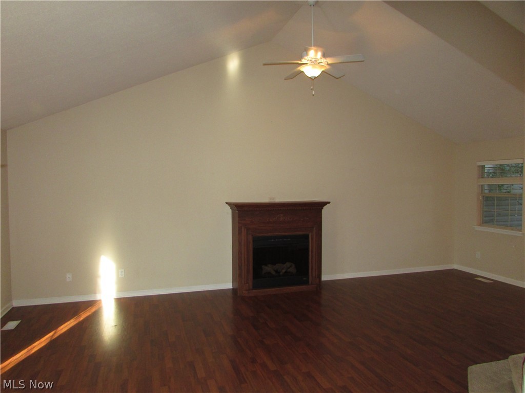 Creekside/Pleasant Lakes Condo - Residential