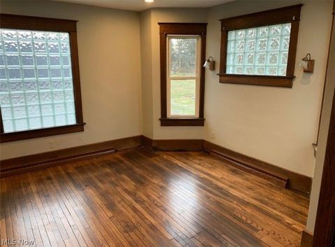 Tiny photo for 150 24th Street SE, Massillon, OH 44646 (MLS # 5190743)