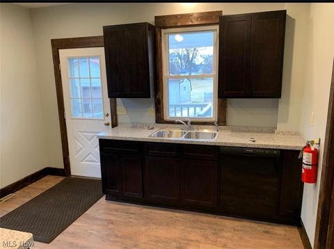 Tiny photo for 150 24th Street SE, Massillon, OH 44646 (MLS # 5190743)