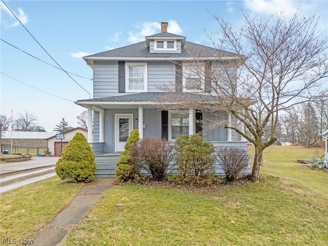 Photo of 150 24th Street SE, Massillon, OH 44646 (MLS # 5190743)
