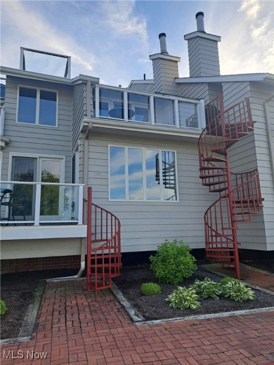 RARE waterfront condo opportunity at Fishermen's Bend in Historic HarbourTown Vermilion.  Easy walk to Main St. Beach, downtown shops and a variety of restaurant options...ranging from casual to fine dining.  Spacious living and dining areas provide amazing views of the Vermilion River.  Enjoy watching boats cruise by from either of your two private outdoor patios.  Loft area upstairs offers flexibility for home office, entertaining or additional sleeping area for guests.  Plenty of closet space and storage.  Do not wait on this one!