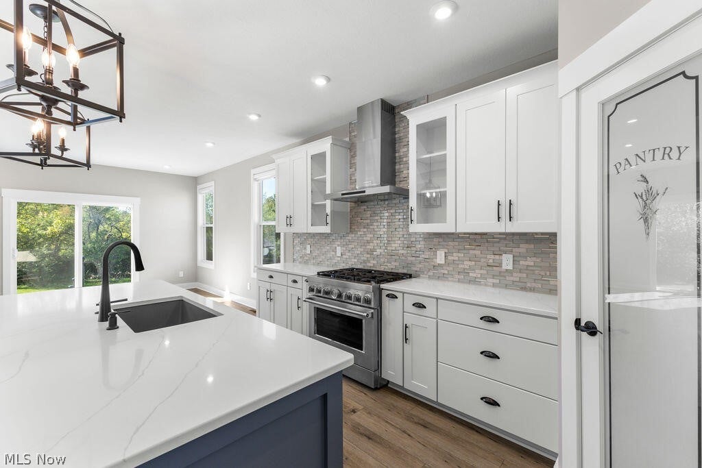 2818 Weeping Pine Drive