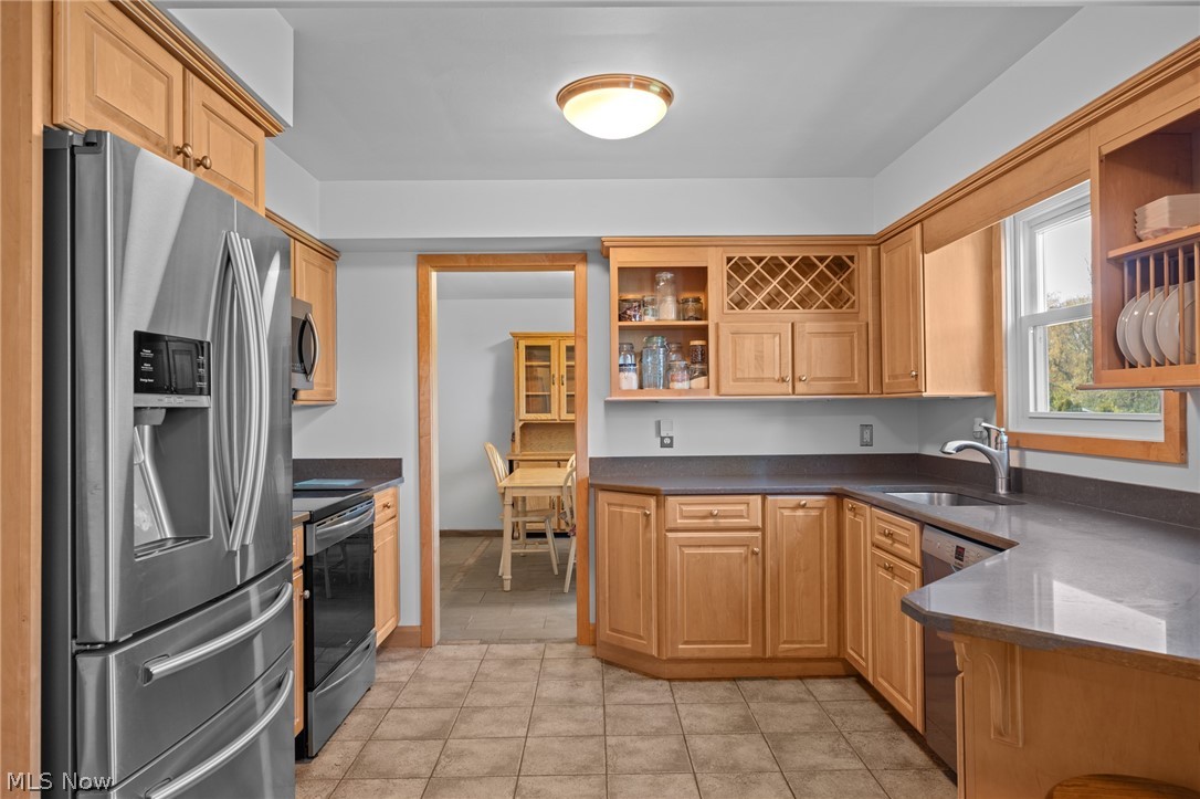 Burgess Manor - Residential