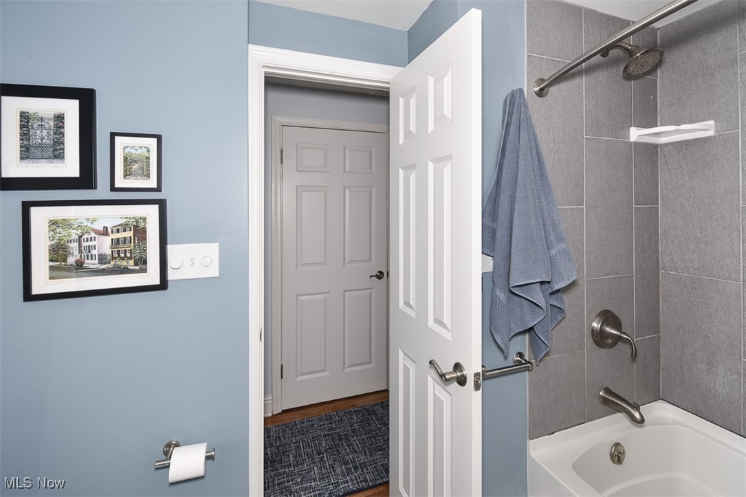 1083 Elmwood Road, Rocky River, Ohio image 22