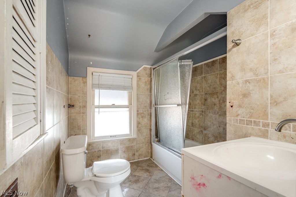 St Clair Ave - Residential