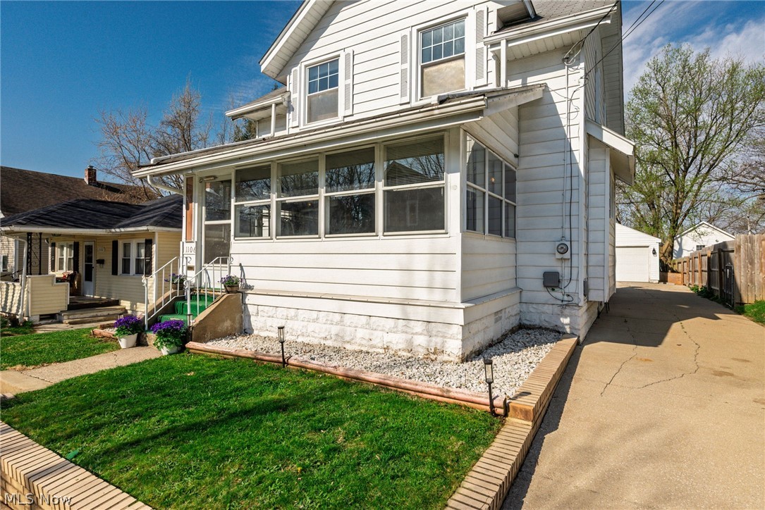 William T Sawyers Collinwood - Residential