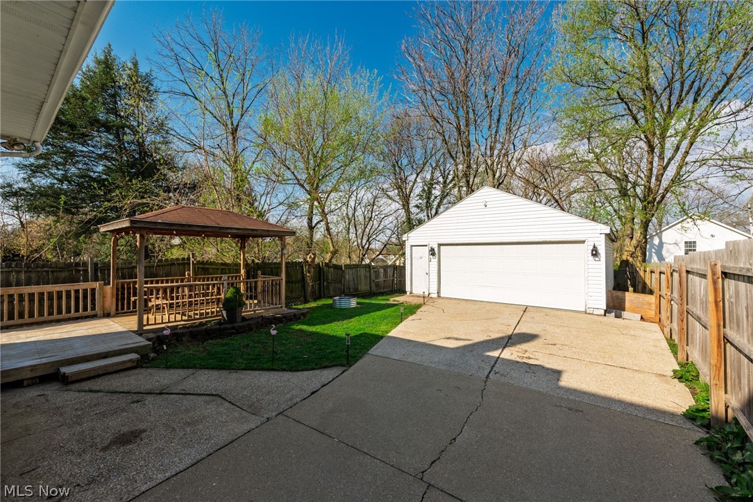William T Sawyers Collinwood - Residential