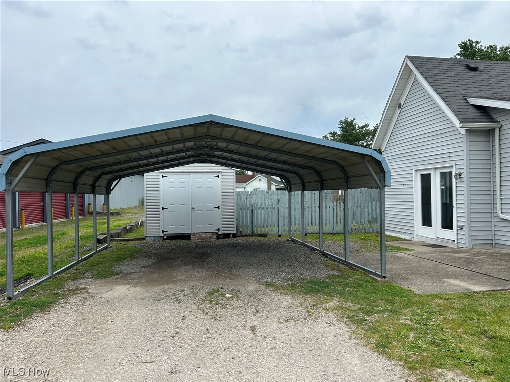 201 East Street, Caldwell, Ohio image 10