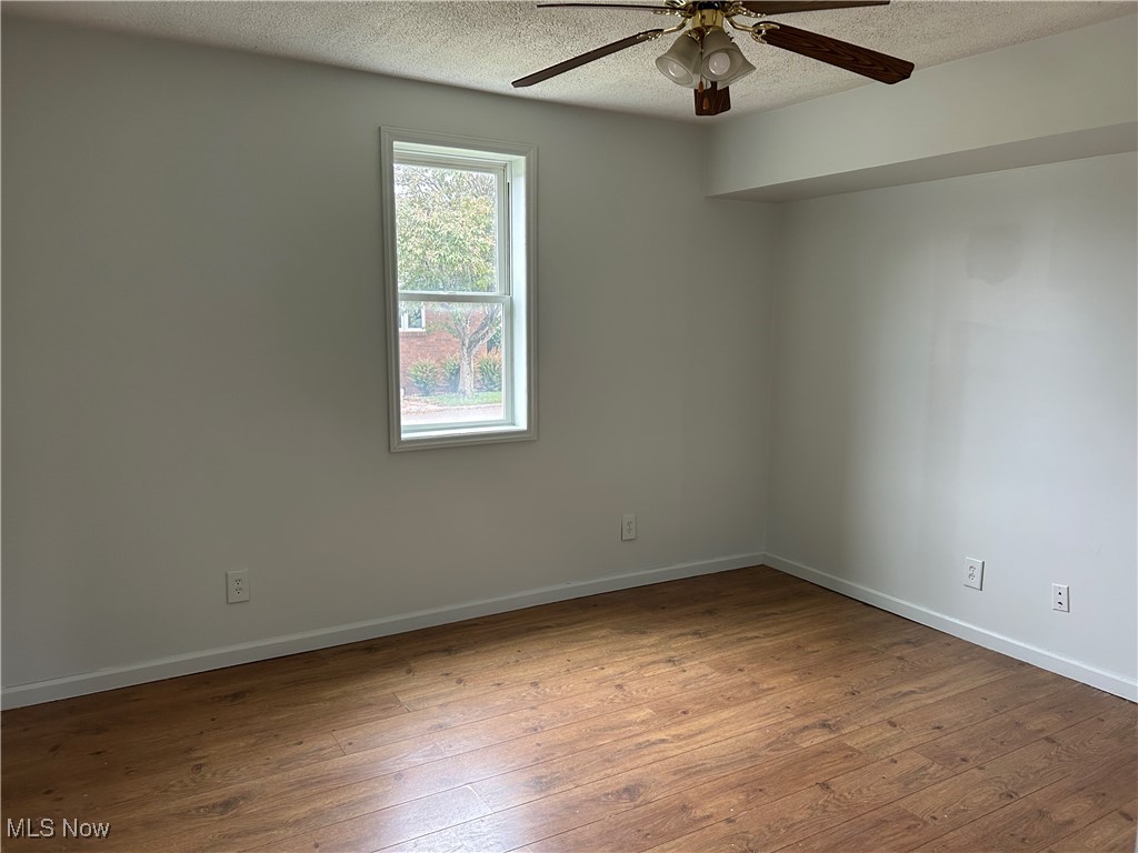 201 East Street, Caldwell, Ohio image 4
