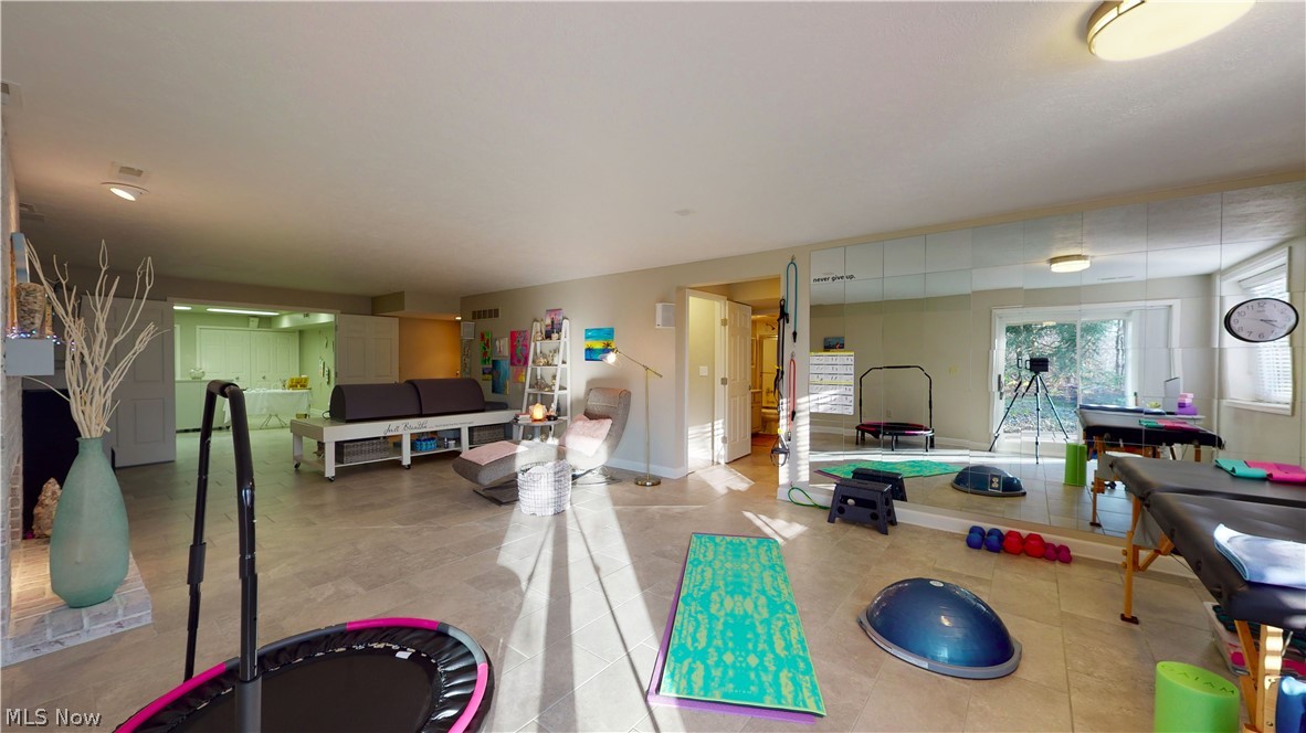 Kames Condo - Residential