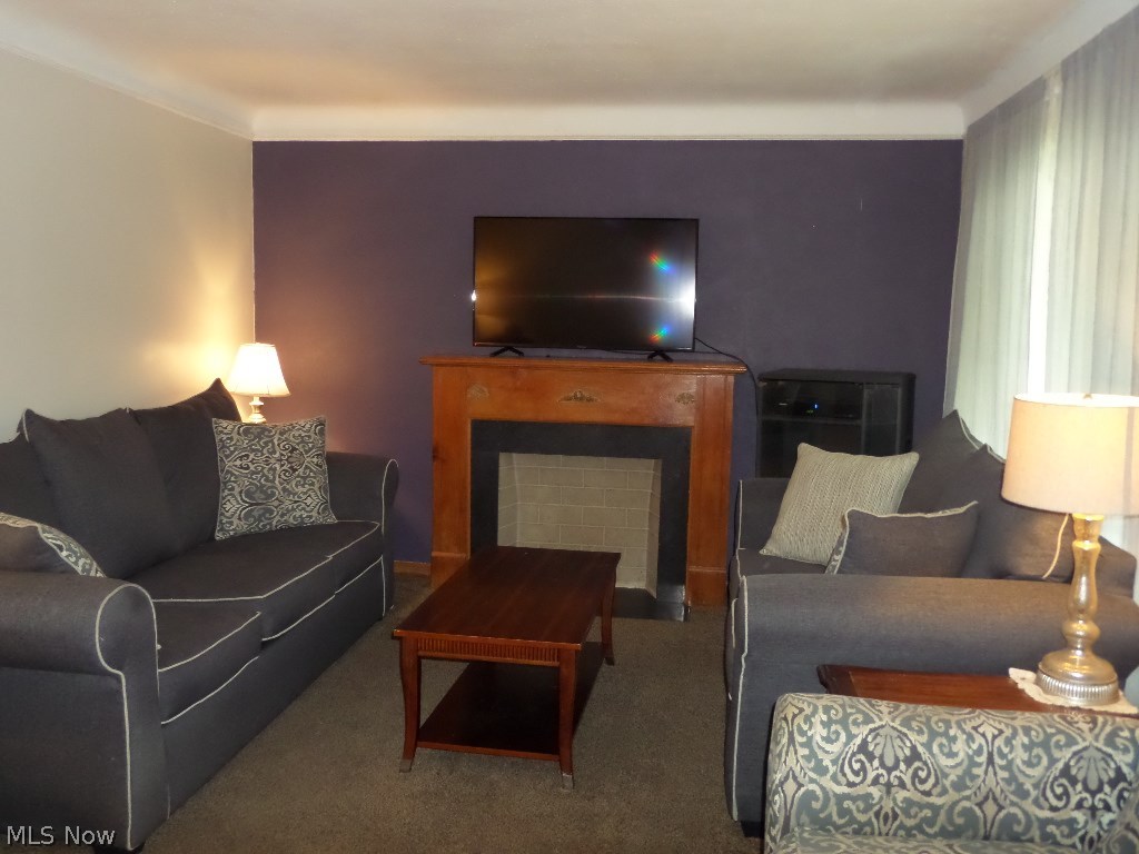 Riverside Drive - Residential