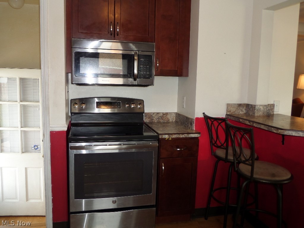 Riverside Drive - Residential