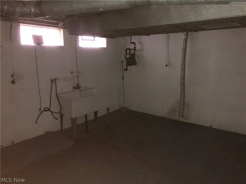 Tiny photo for 11303 Mccracken Road, Garfield Heights, OH 44125 (MLS # 5202872)