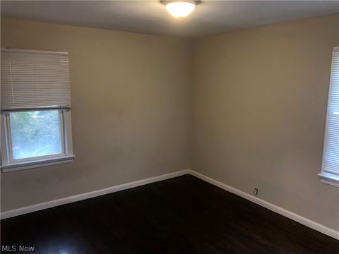 Tiny photo for 11303 Mccracken Road, Garfield Heights, OH 44125 (MLS # 5202872)