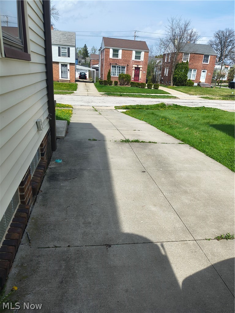 Center Hwy - Residential