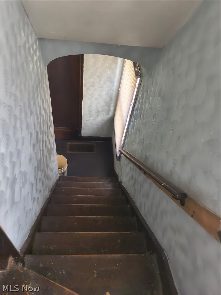 Center Hwy - Residential