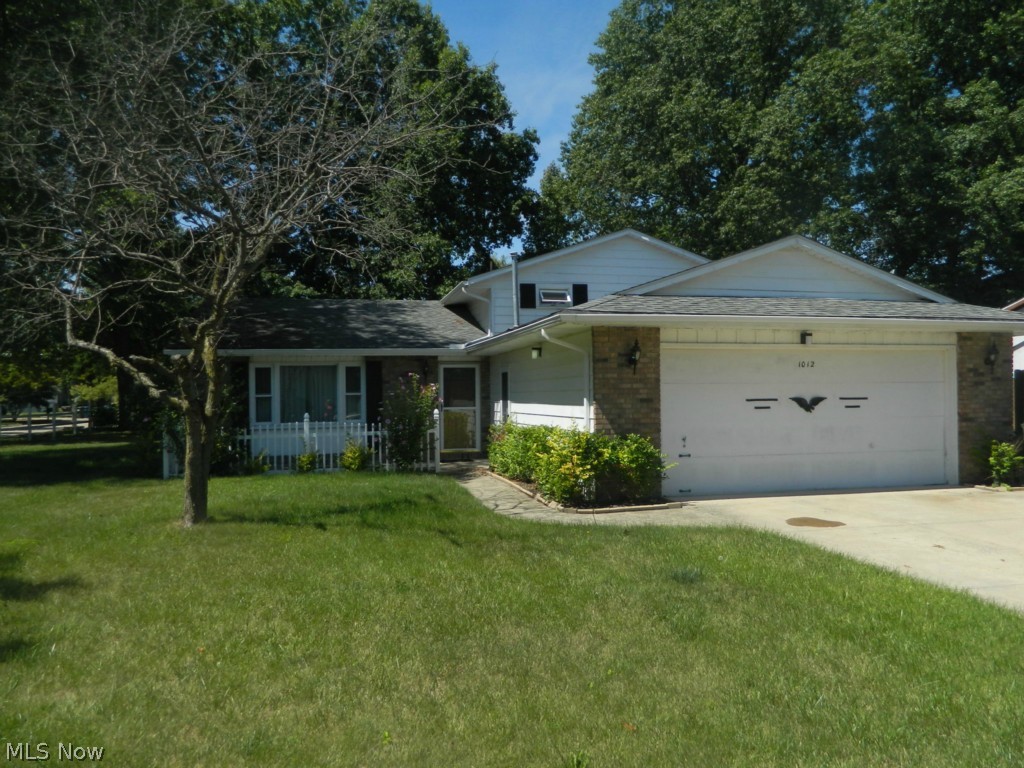 Welcome home to 1012 Nantucket St in Grafton OH. Situated in the heart of the community, this one owner home is priced to sell. With over 2200 square feet of living space, this home boasts formal living room and dining room, family room with fireplace, 3 bedrooms with possible 4th, 1.5 bathrooms and a 2 car attached garage. Huge corner lot has fully fenced back yard, storage shed and a front and back patio. All appliances to stay. Easy to show and easy​​‌​​​​‌​‌​​​‌‌​​​‌‌‌​​‌​​‌‌​​​​ possession.