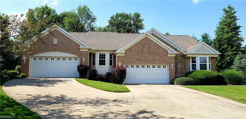 Country Club Village Ph 01 Clstr De - Residential