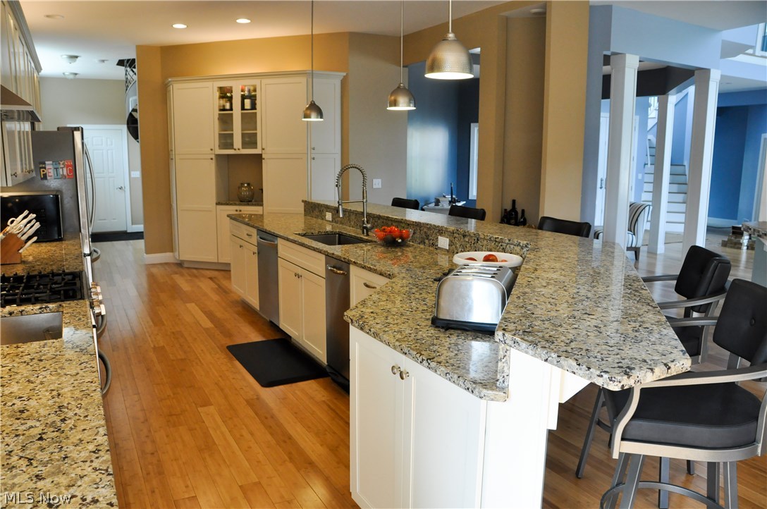 Roaming Rock Sub Viii - Residential