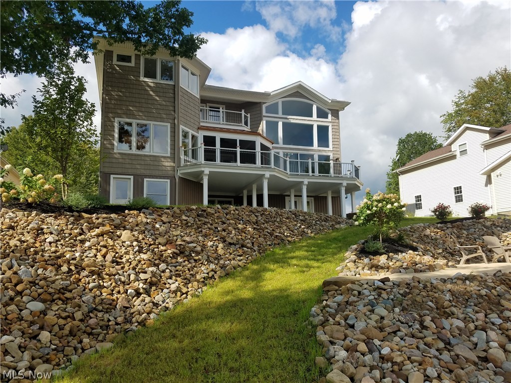 Roaming Rock Sub Viii - Residential