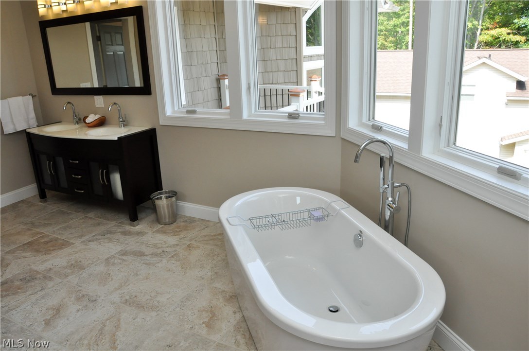 Roaming Rock Sub Viii - Residential