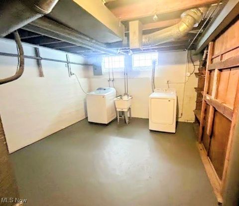 Tiny photo for 1313 Plymouth Road, Cleveland, OH 44109 (MLS # 5179043)