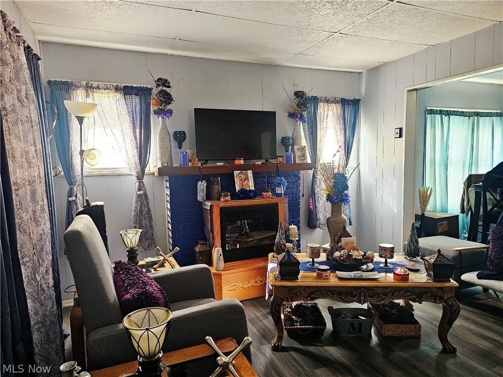 Photo of 633 Riley Avenue, East Liverpool, OH 43920 (MLS # 5193059)