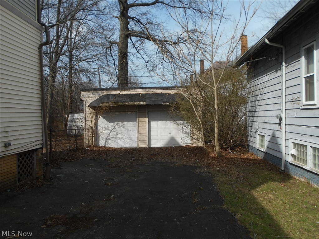 Deming Brothers Cos Carlyon - Residential