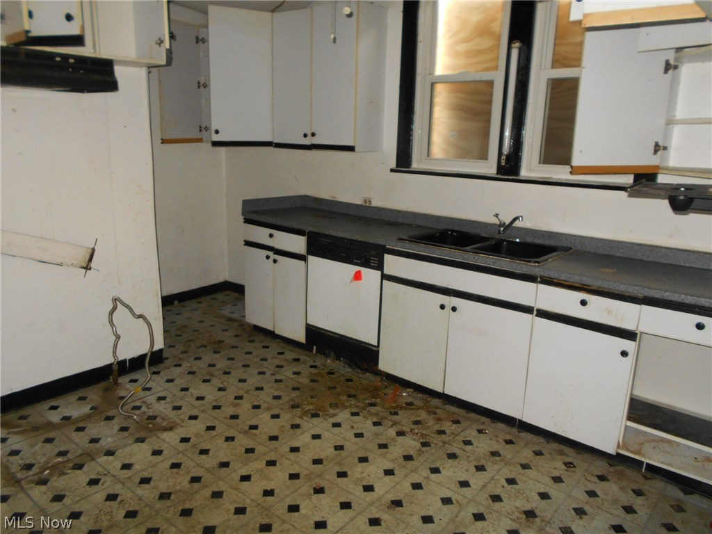 Deming Brothers Cos Carlyon - Residential