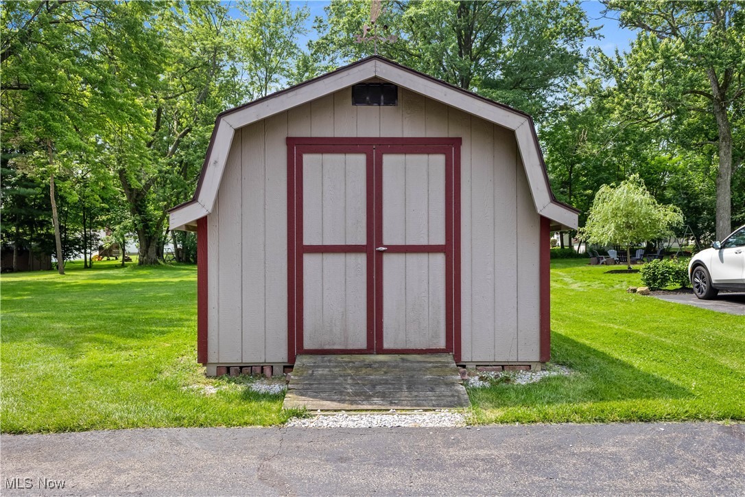 City/Canfield - Residential