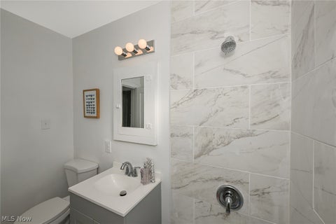 Tiny photo for 800 Fess Avenue, Akron, OH 44307 (MLS # 5254913)