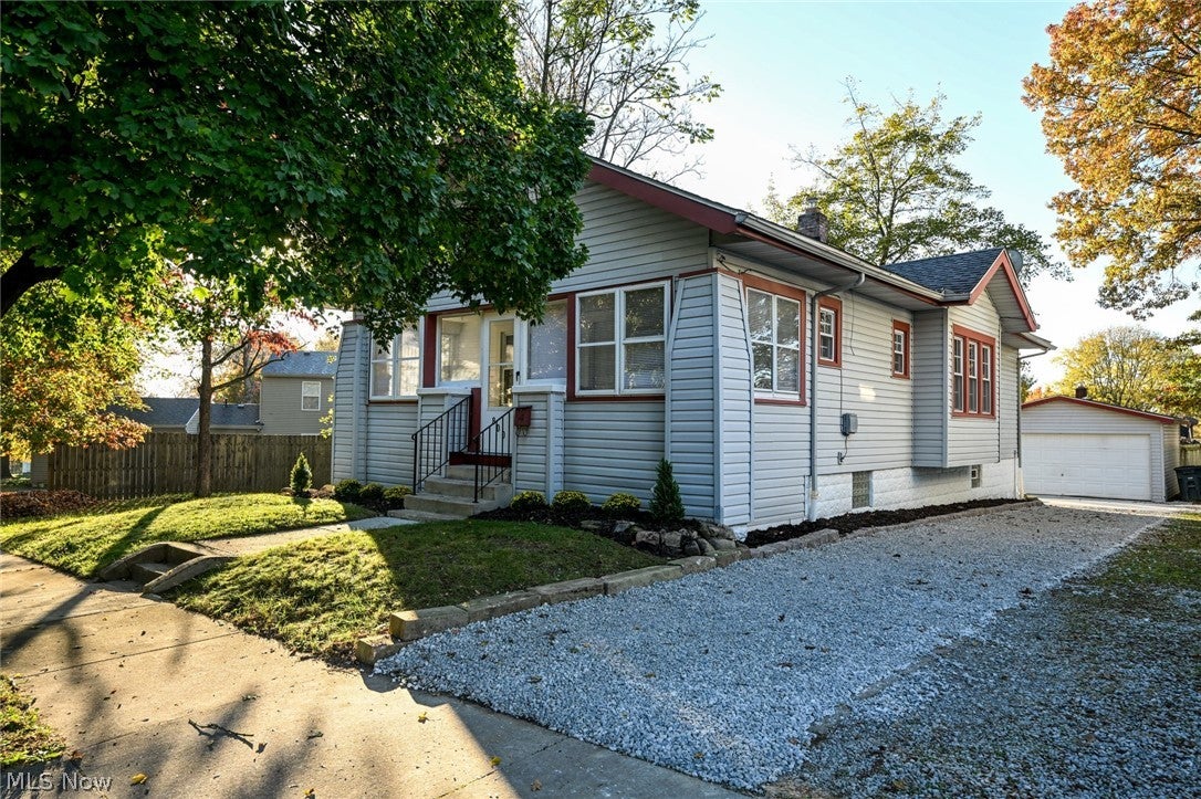 800 Fess Avenue