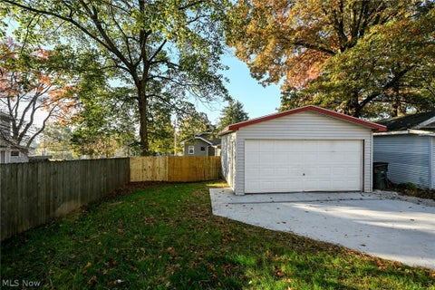Tiny photo for 800 Fess Avenue, Akron, OH 44307 (MLS # 5254913)
